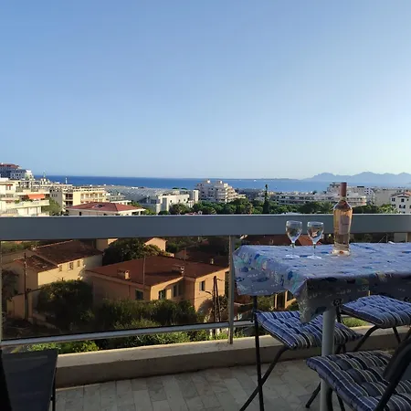 Byblos Vue Daire *